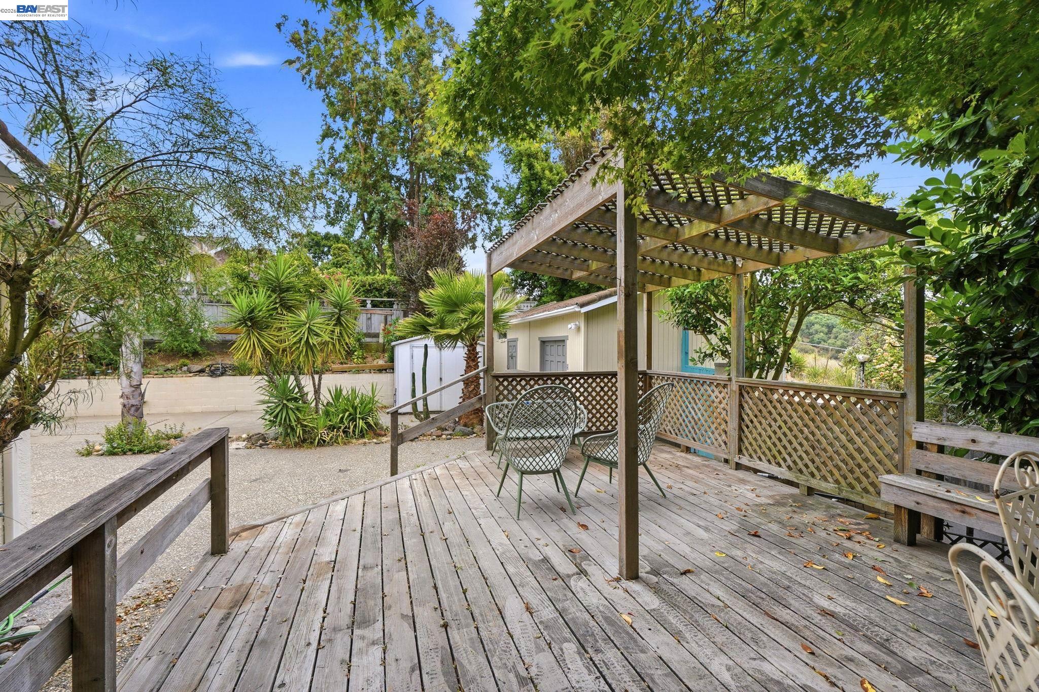 92 Welle Road Crockett, CA 94525 - Photo 44 of 54