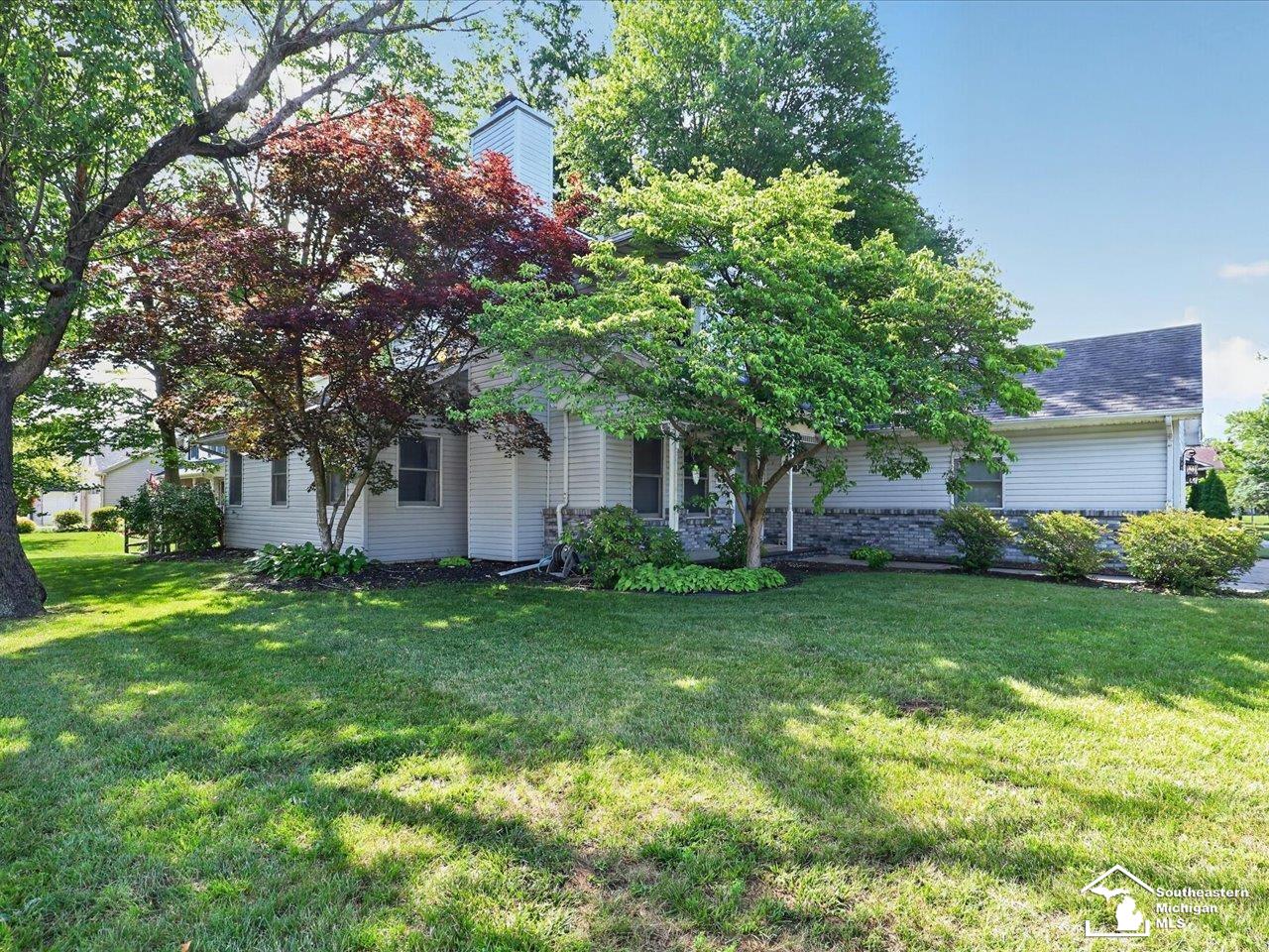 6716 Bennington Road Temperance, MI 48182 - Photo 2 of 65