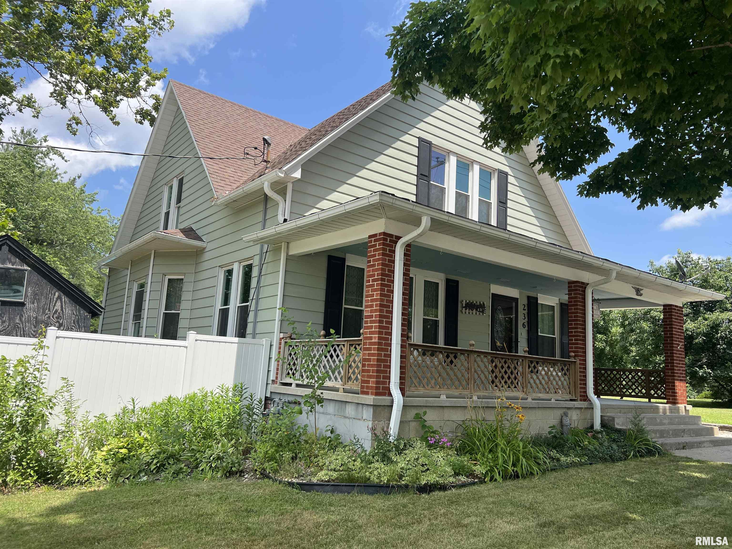 236 West Grant Street Macomb, IL 61455 - Photo 2 of 69