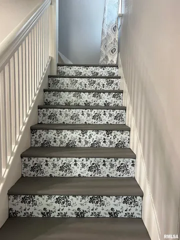 $175,000 | 236 West Grant Street, Macomb, IL 61455