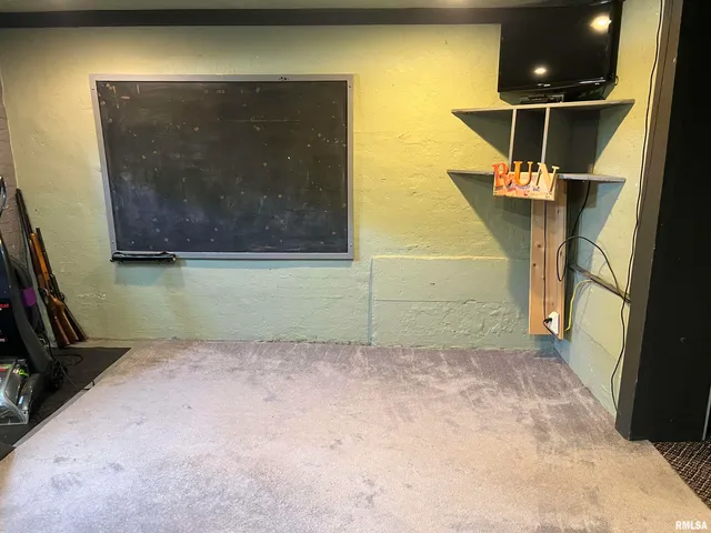 $175,000 | 236 West Grant Street, Macomb, IL 61455