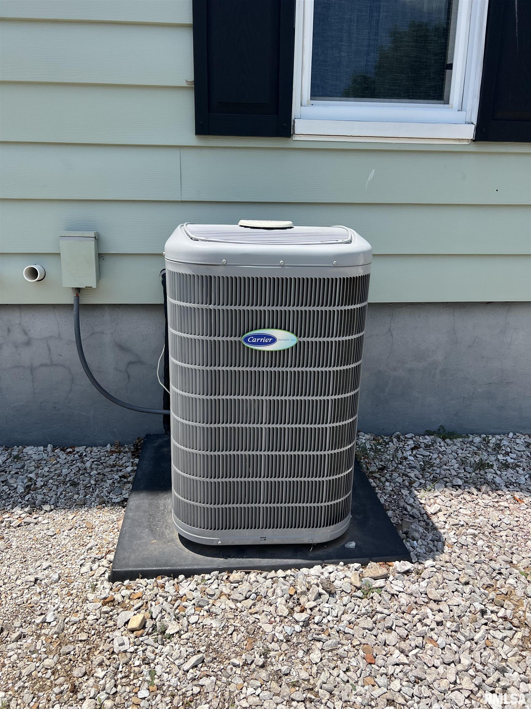 236 West Grant Street Macomb, IL 61455 - Photo 7 of 69