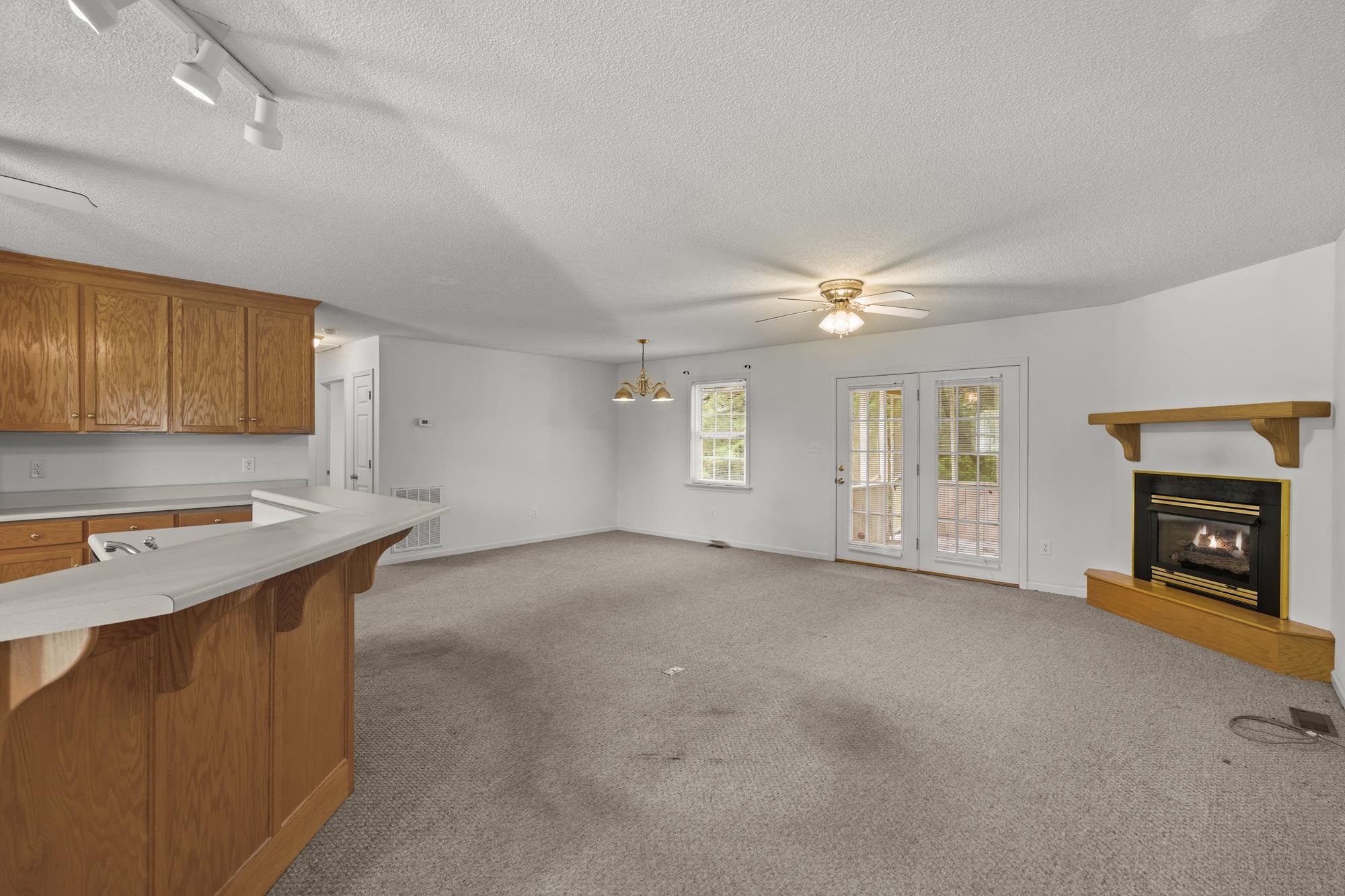 162 Rodeo Drive Gaffney, SC 29340 - Photo 7 of 36 Gallery Image 7
