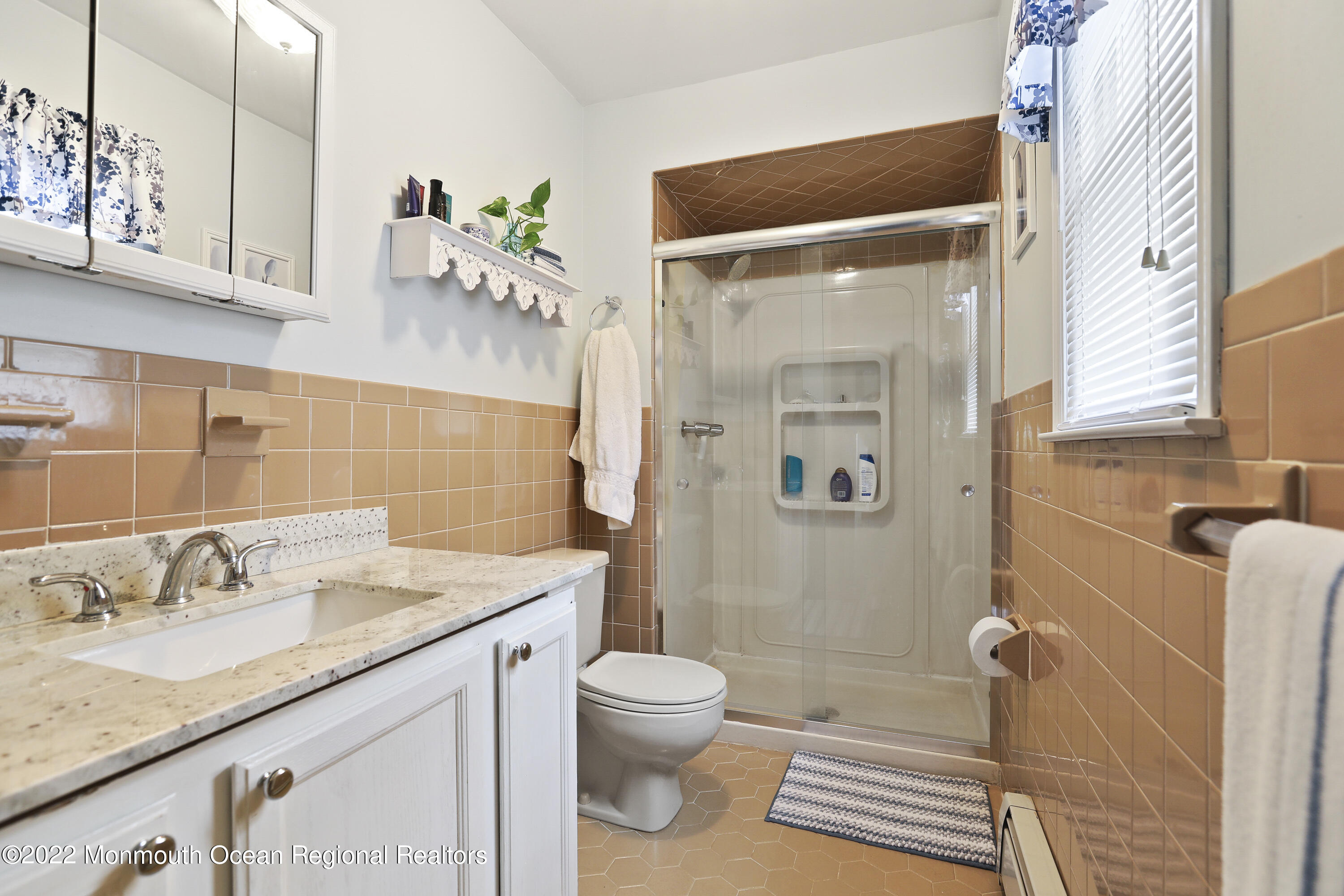7 Rowena Road Manalapan, NJ 07726 - Photo 27 of 38 1T3A6325