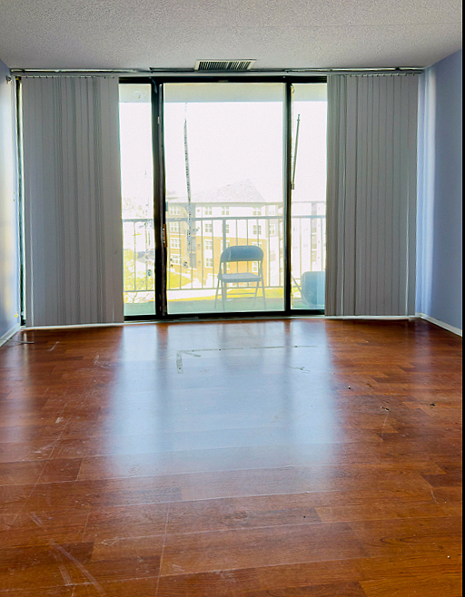 2015 South Finley Road, Unit 812 Lombard, IL 60148 - Photo 6 of 13