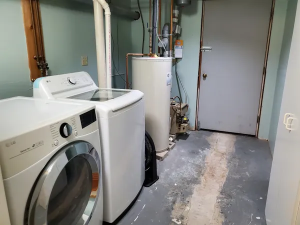 $2,300 | 220 Mascoma Street, Unit 11, Lebanon, NH 03766