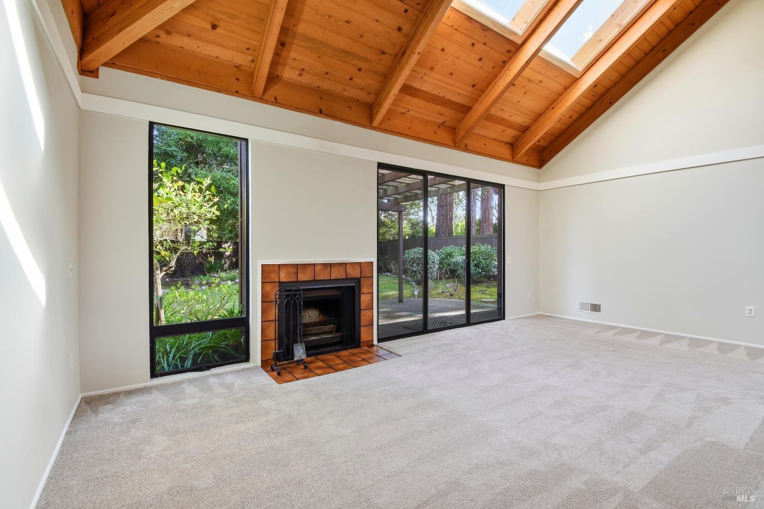 1320 North Street, Unit 7 Santa Rosa, CA 95404 - Photo 11 of 28 a view of empty room with front door