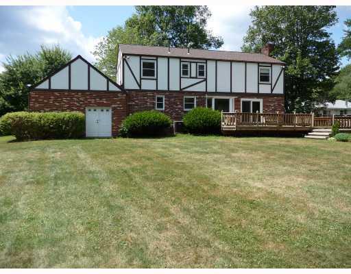 220 Thompson Hill Road Aliquippa, PA 15001 - Photo 8 of 18 Exterior Back.