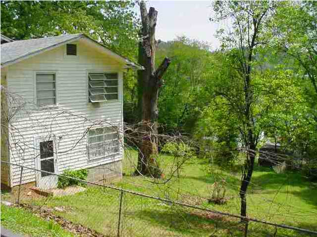 126 Dal Brown Road Chattanooga, TN 37405 - Photo 2 of 7 Additional Photo