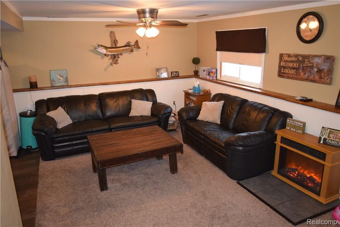 7044 Wilson Road Montrose, MI 48457 - Photo 3 of 18 2018 281.JPG