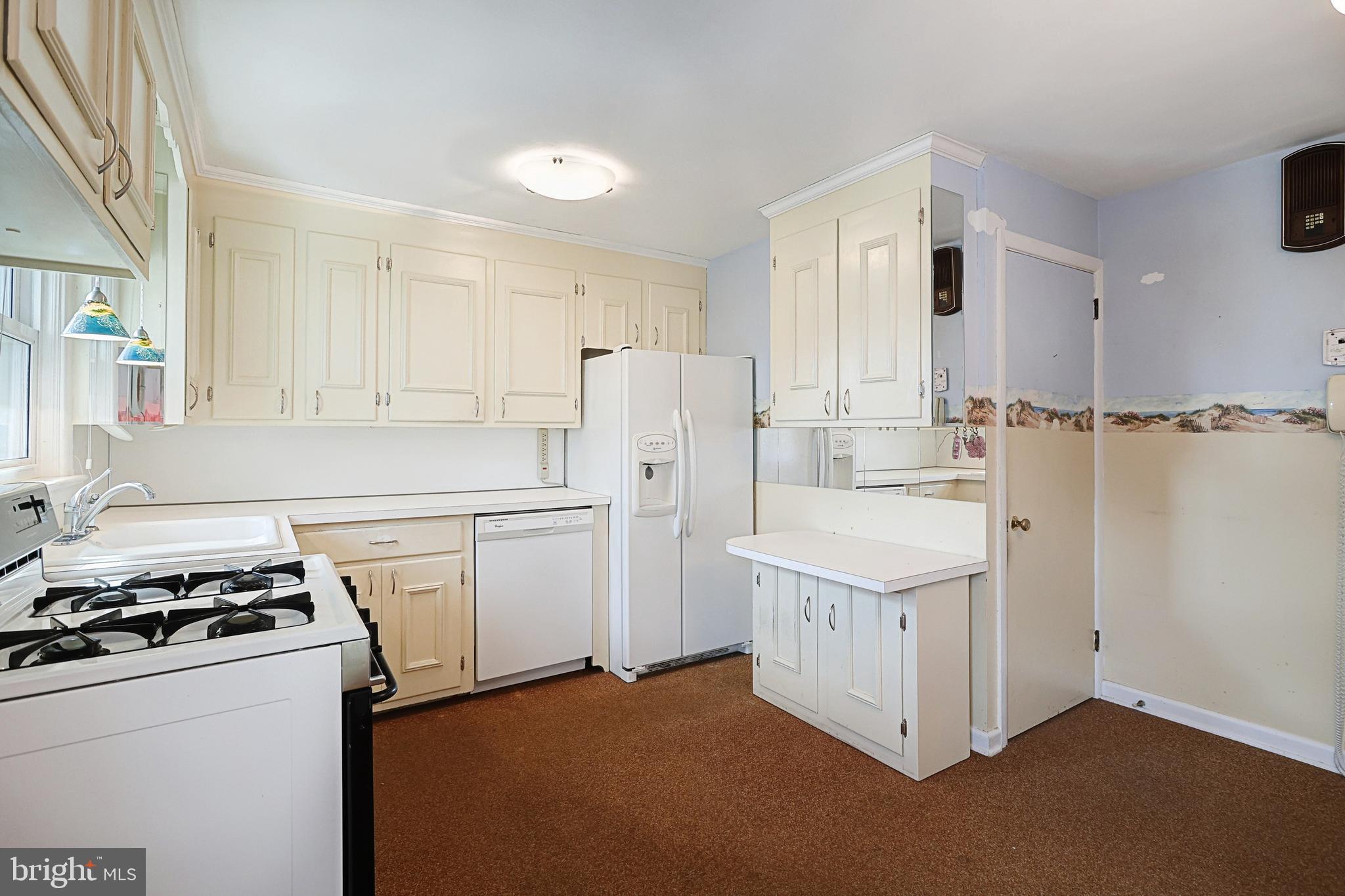 1898 Church Road York, PA 17408 - Photo 8 of 34 Eat In Kitchen