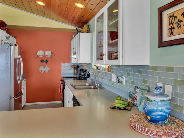 $1,300,000 | 15-947 Paradise Ala Kai Drive, Keaau, HI 96749