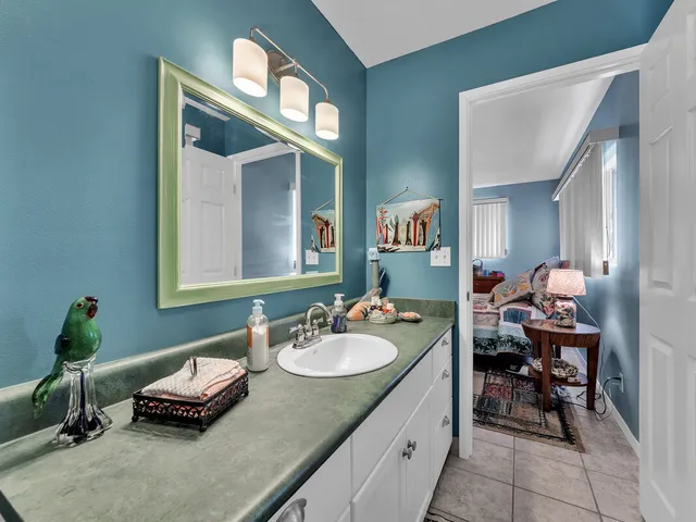 $1,300,000 | 15-947 Paradise Ala Kai Drive, Keaau, HI 96749