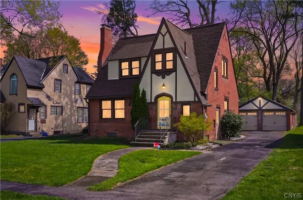 $300,000 | 514 Fayette Boulevard, Syracuse, NY 13224