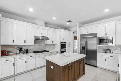 $1,999,000 | 9566 Eden Roc Court, Delray Beach, FL 33446