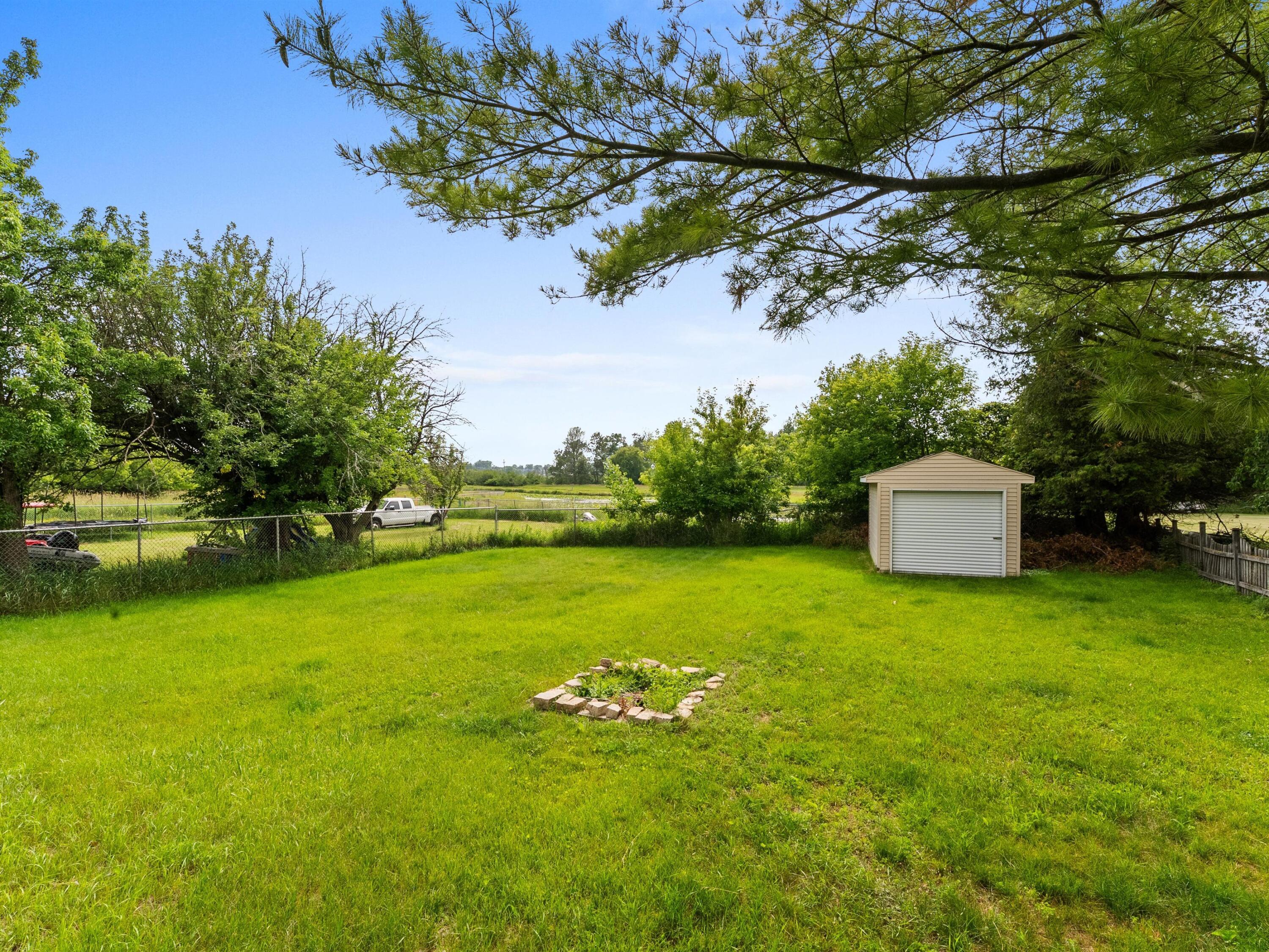 2906 Forest Avenue Two Rivers, WI 54241 - Photo 15 of 22 04-01_exterior-rear_004