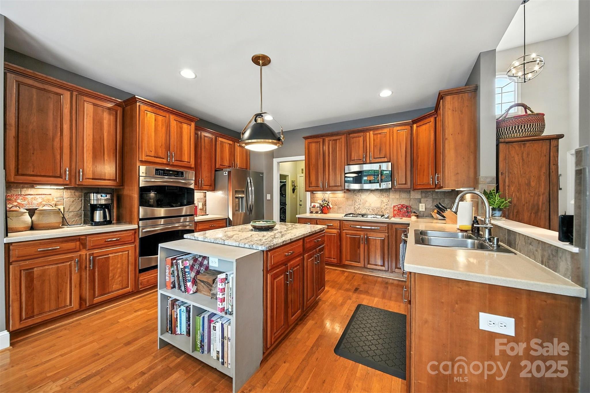 510 7th Street Northeast Conover, NC 28613 - Photo 9 of 47