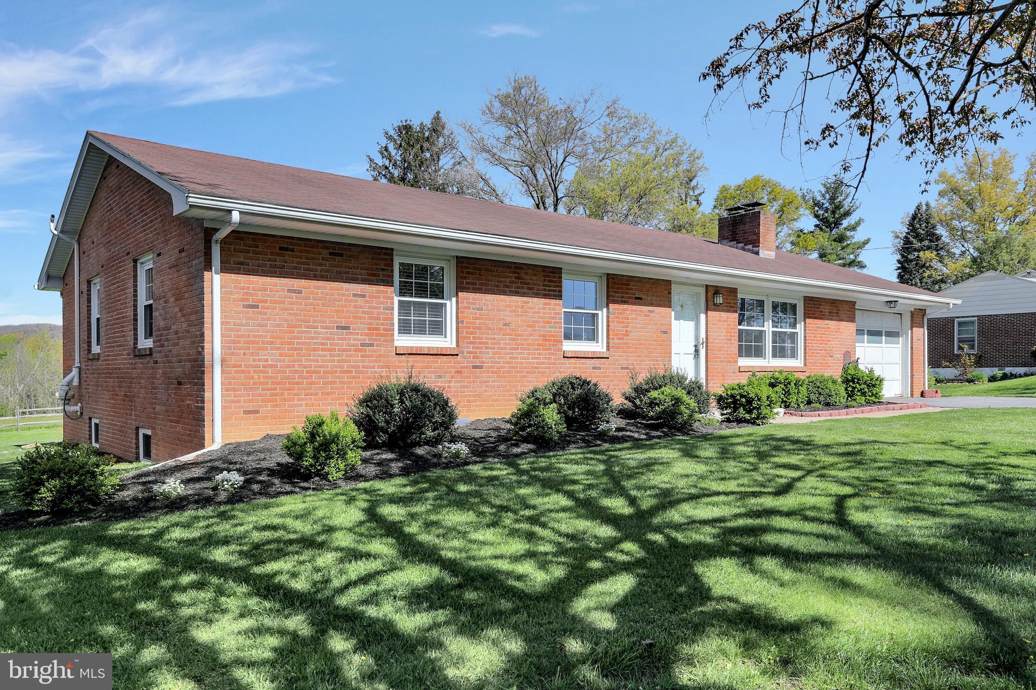 12526 Ashton Road Clear Spring, MD 21722 - Photo 2 of 40