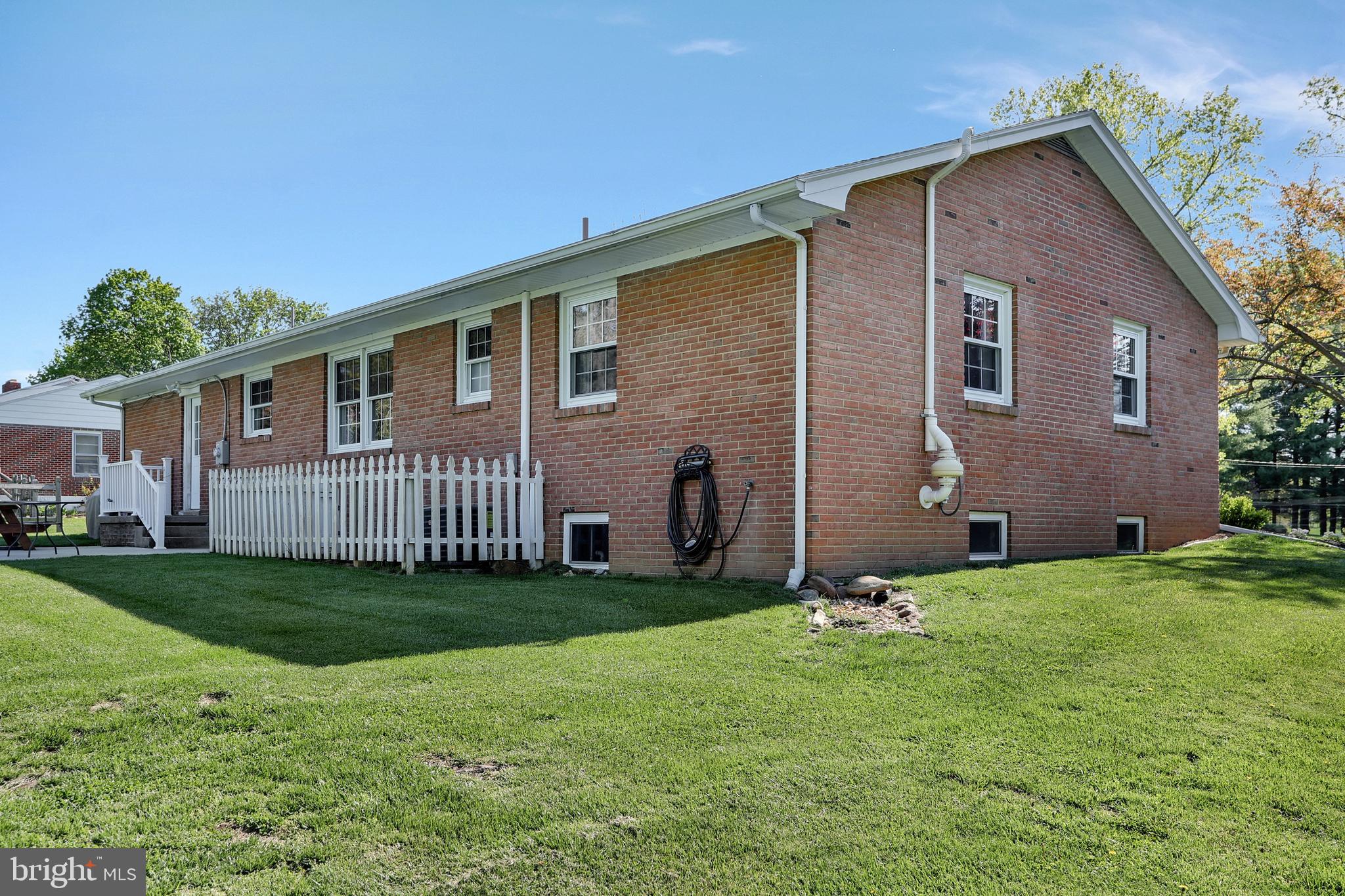 12526 Ashton Road Clear Spring, MD 21722 - Photo 5 of 40