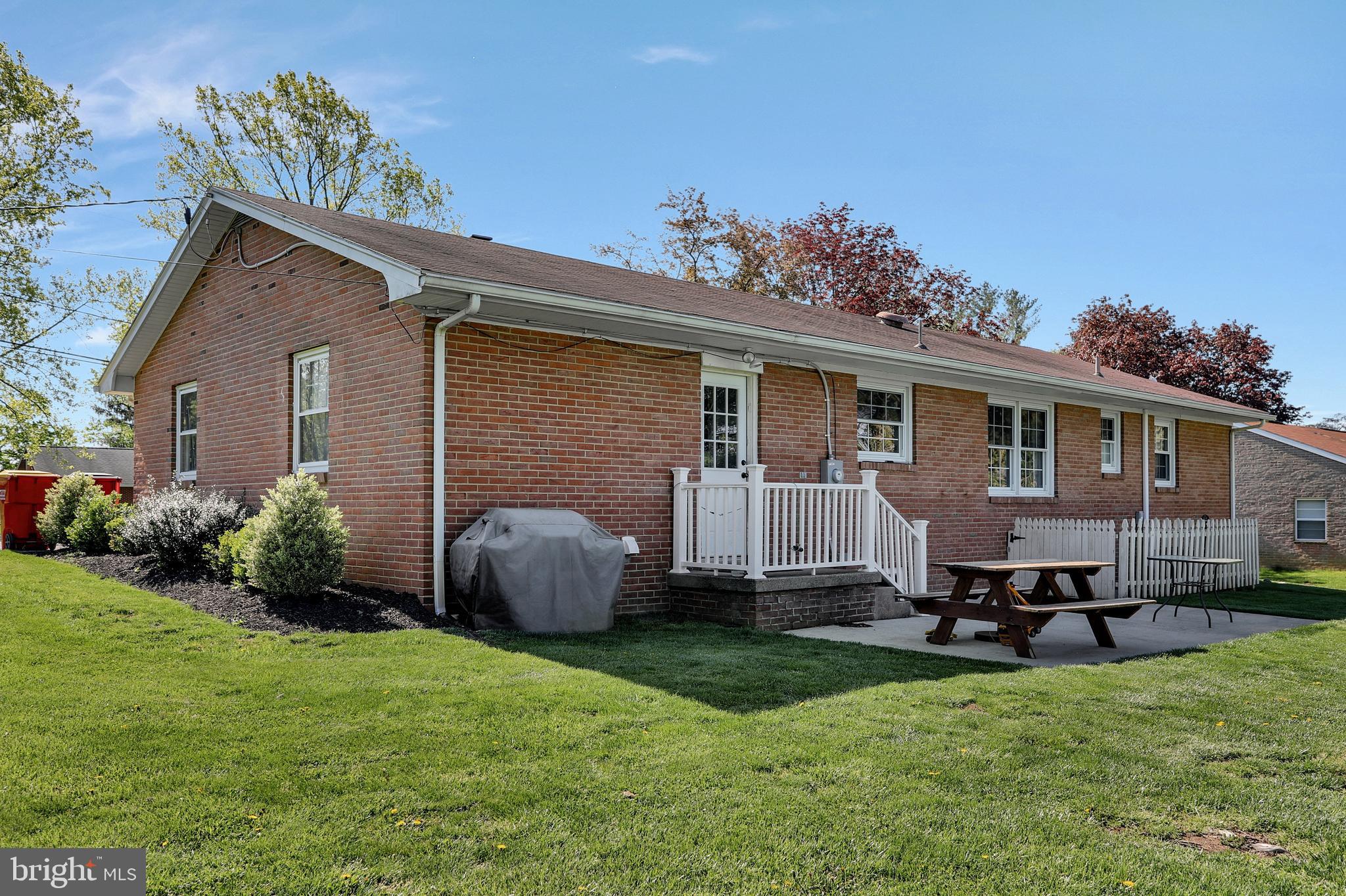12526 Ashton Road Clear Spring, MD 21722 - Photo 6 of 40