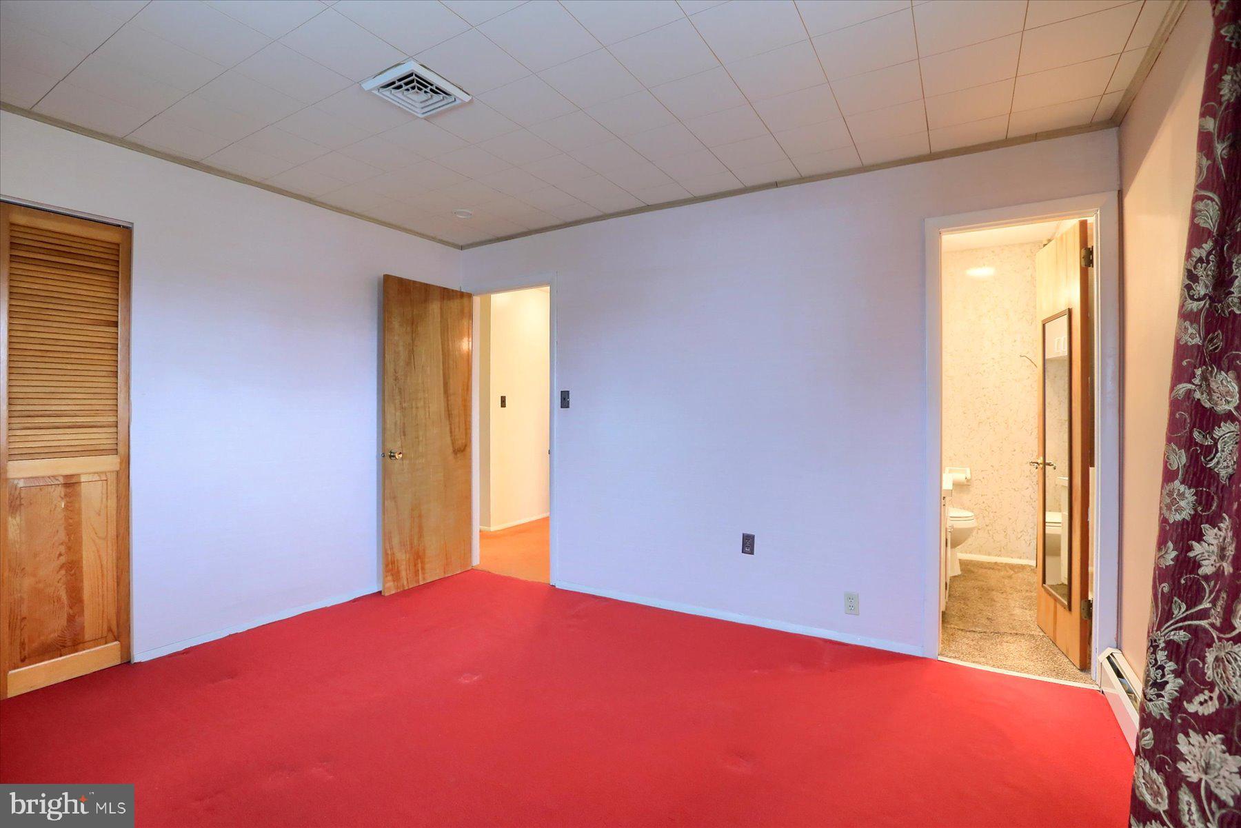 215 North Middlesex Road Carlisle, PA 17013 - Photo 11 of 32 Gallery Image 11