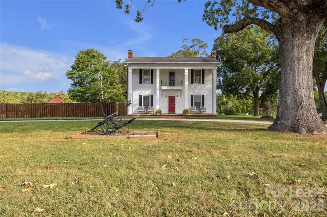 $3,000 | 462 Mock Mill Road, Statesville, NC 28677