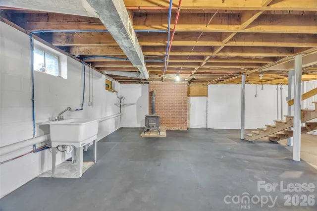 $3,000 | 462 Mock Mill Road, Statesville, NC 28677