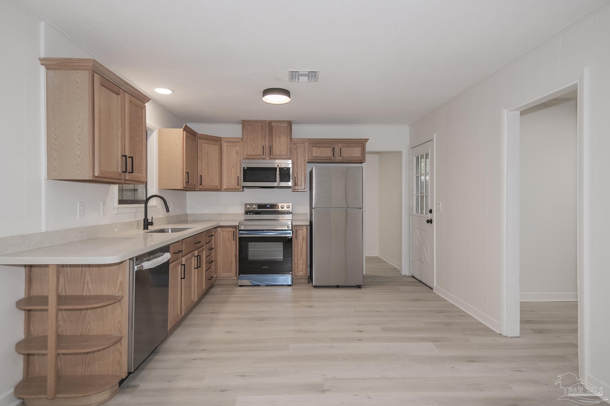 6110 Angelina Road Pensacola, FL 32504 - Photo 13 of 45