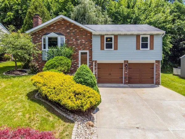 $299,900 | 315 Fairview Drive, Irwin, PA 15642