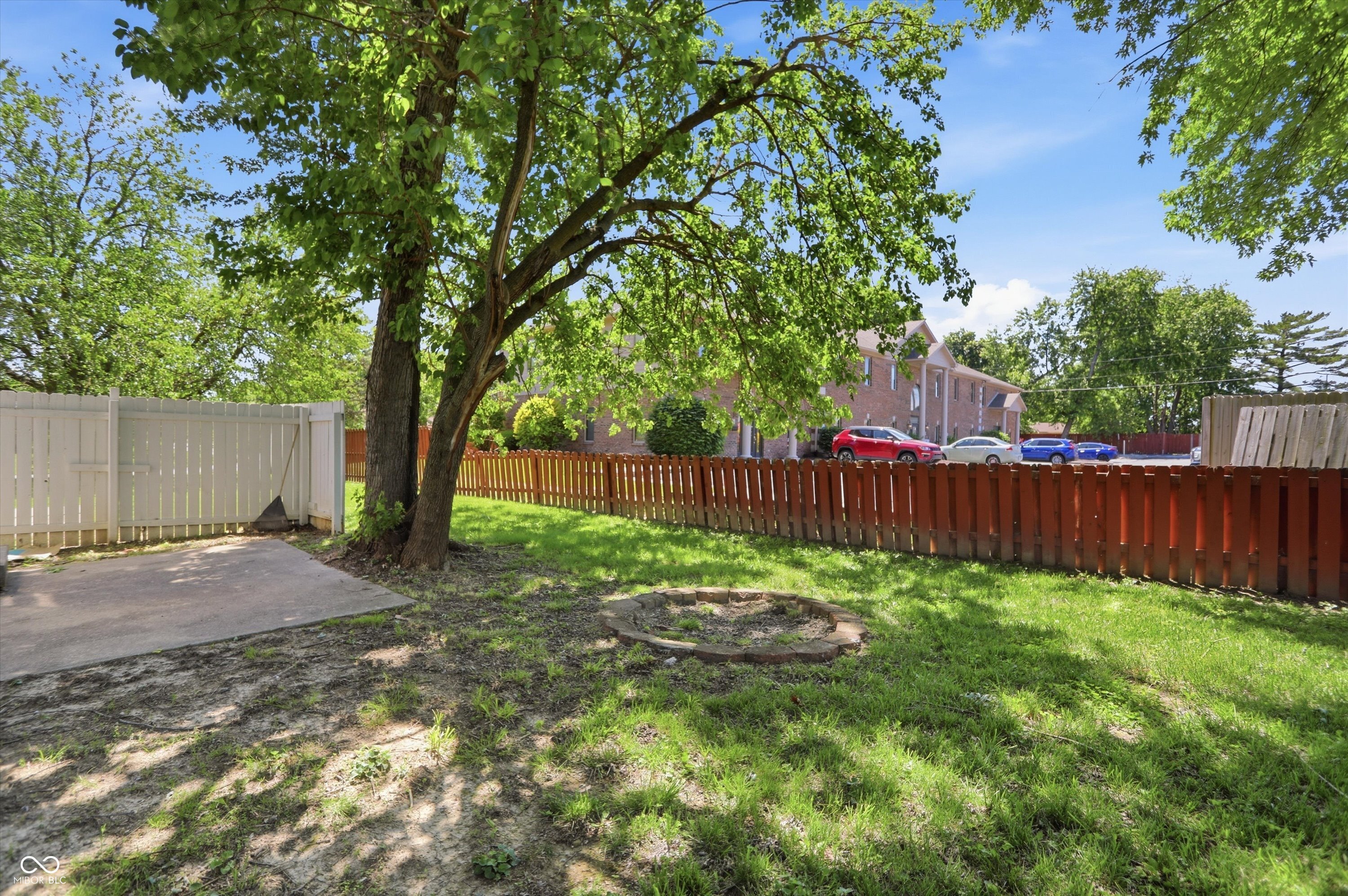 1280 Stonegate Road Greenwood, IN 46142 - Photo 53 of 57 Gallery Image 53