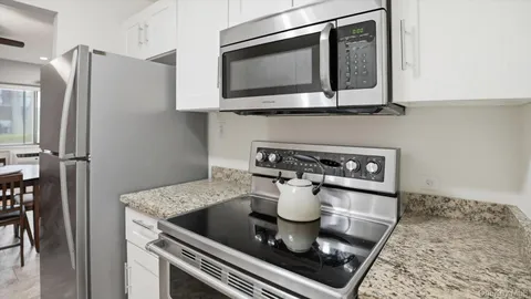 $399,999 | 65 Richmond Boulevard, Unit 1B, Ronkonkoma, NY 11779