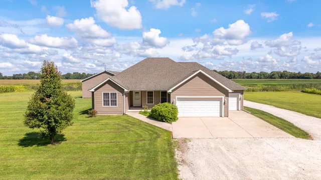 $579,900 | 22954 McGuire Road, Wilmington, IL 60481