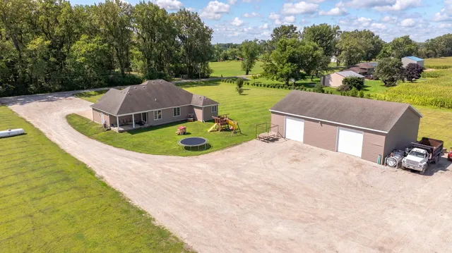 $579,900 | 22954 McGuire Road, Wilmington, IL 60481