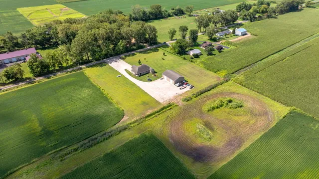 $579,900 | 22954 McGuire Road, Wilmington, IL 60481