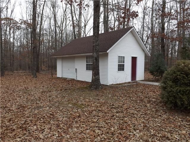 263 Bentridge Road Manchester, TN 37355 - Photo 5 of 6 The detached garage/workshop is versatile and can be used for many purposes.