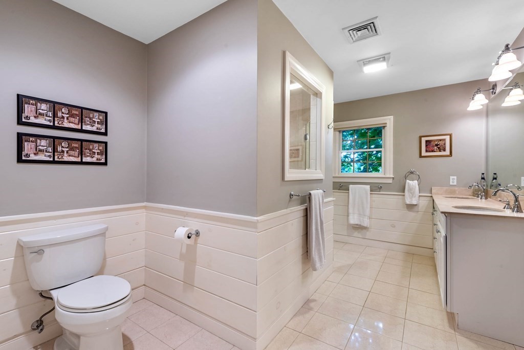 3 Fader Place Marblehead, MA 01945 - Photo 25 of 37 Gallery Image 25