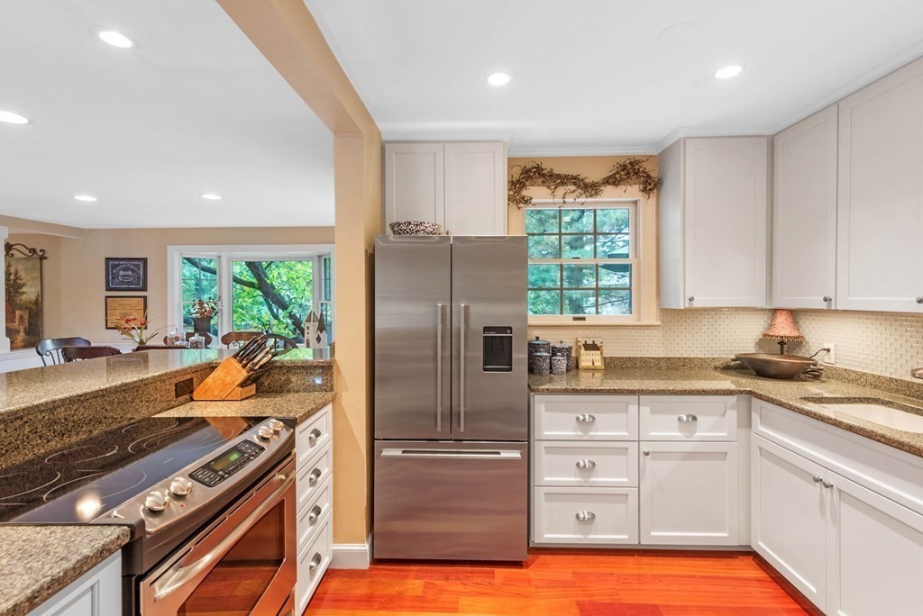 3 Fader Place Marblehead, MA 01945 - Photo 8 of 37 Gallery Image 8