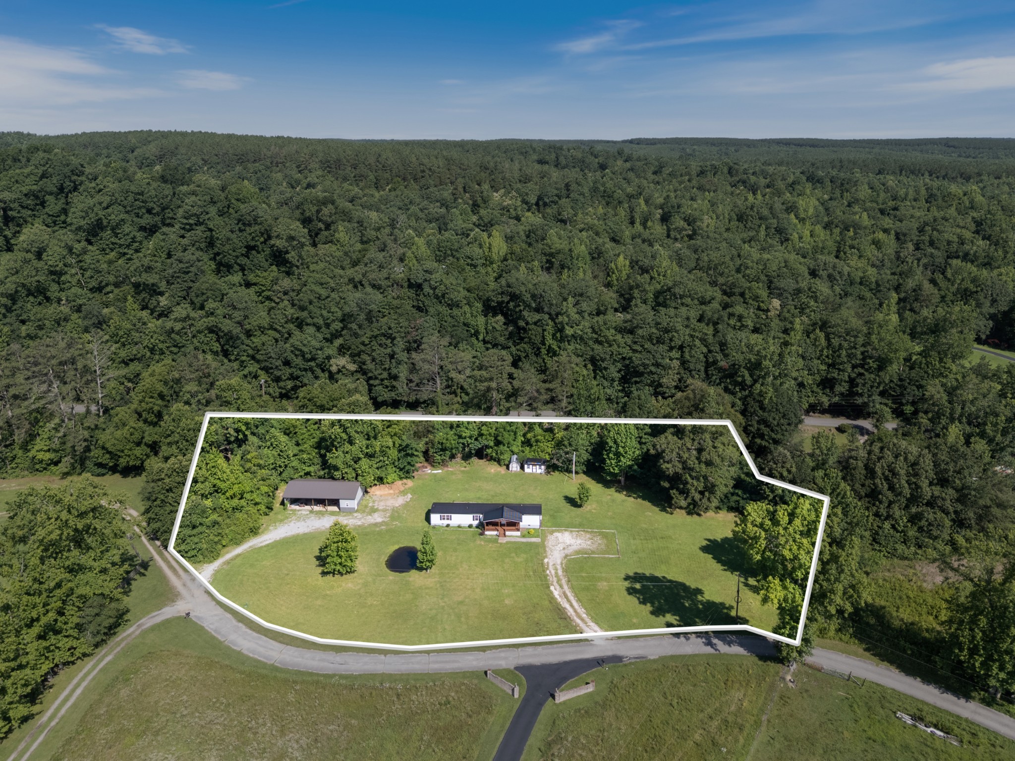474 Duncan Road Centerville, TN 37033 - Photo 3 of 32