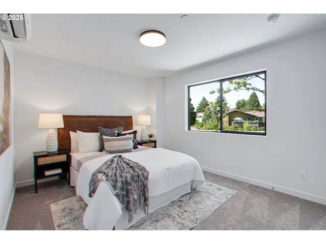 $679,800 | 7308 Southwest 13th Drive, Portland, OR 97219