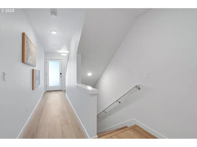 $679,800 | 7308 Southwest 13th Drive, Portland, OR 97219