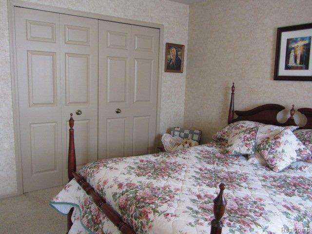 5395 Rochester Road Leonard, MI 48367 - Photo 18 of 25 IMG_0373.JPG