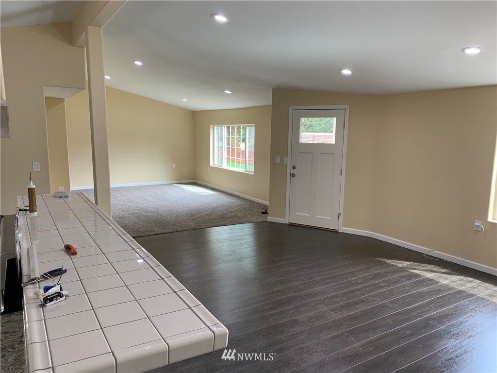 8720 178th Avenue Southwest Rochester, WA 98579 - Photo 13 of 18