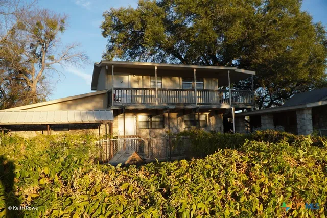 $282,500 | 503 East Ave G, Lampasas, TX 76550