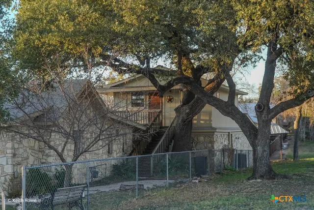 $282,500 | 503 East Ave G, Lampasas, TX 76550