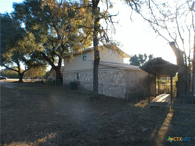 $282,500 | 503 East Ave G, Lampasas, TX 76550