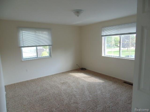 2866 Sandhurst Rochester Hills, MI 48307 - Photo 21 of 28