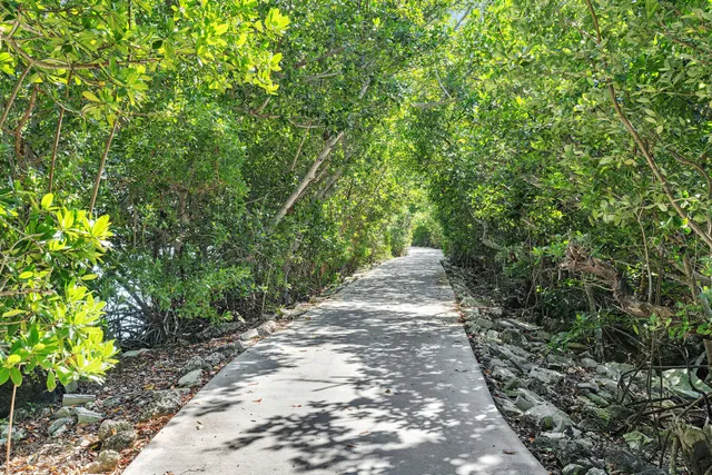 $945,000 | 58950 Overseas Highway, Unit 48, Marathon, FL 33050