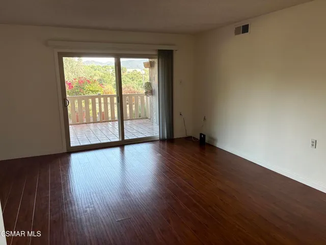 $430,000 | 324 Chestnut Hill Court, Unit 14, Thousand Oaks, CA 91360