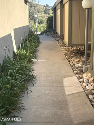 $430,000 | 324 Chestnut Hill Court, Unit 14, Thousand Oaks, CA 91360