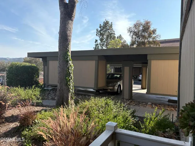 $430,000 | 324 Chestnut Hill Court, Unit 14, Thousand Oaks, CA 91360